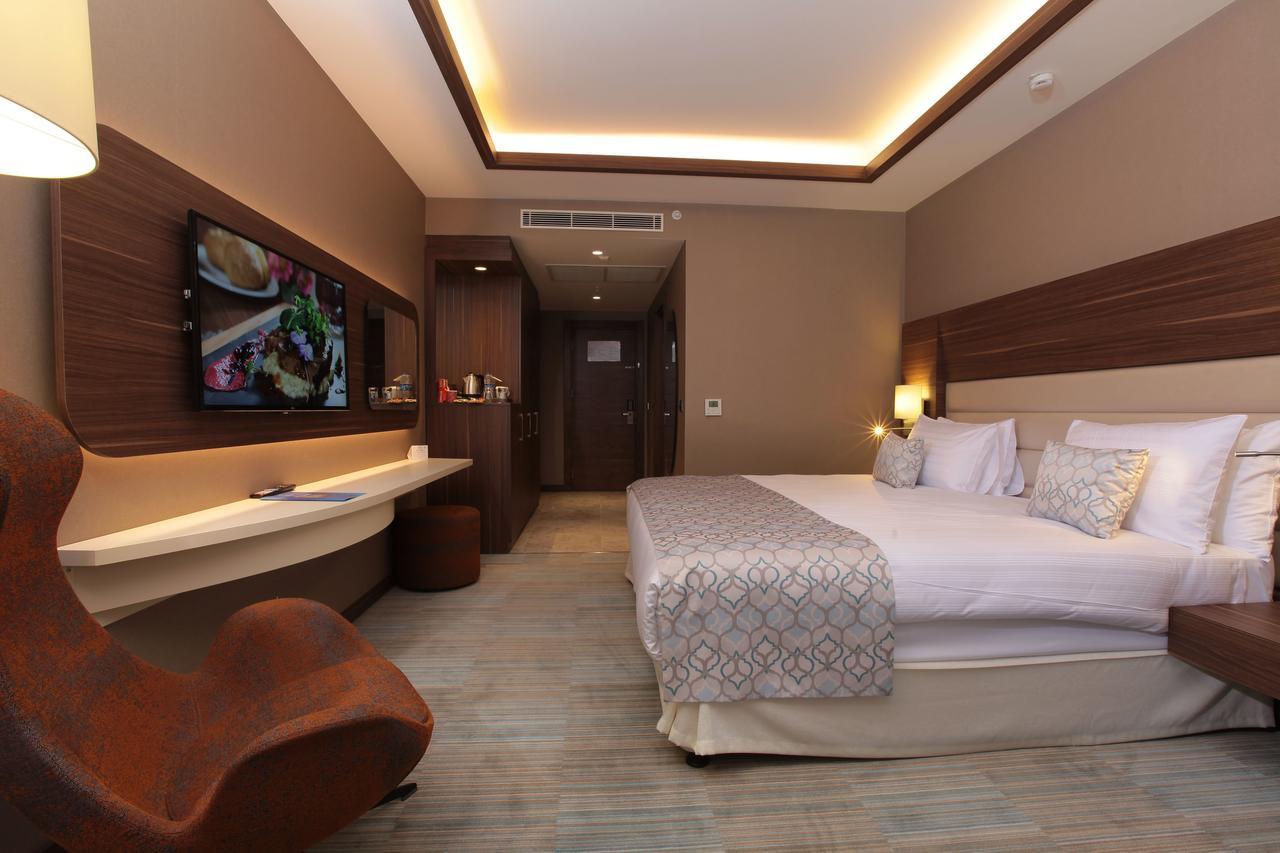 Bricks Hotel Istanbul Exterior photo